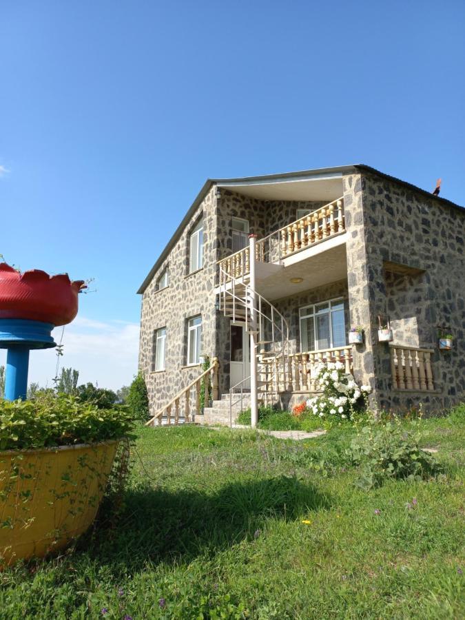 Guest House Arevik Artsvakar Extérieur photo